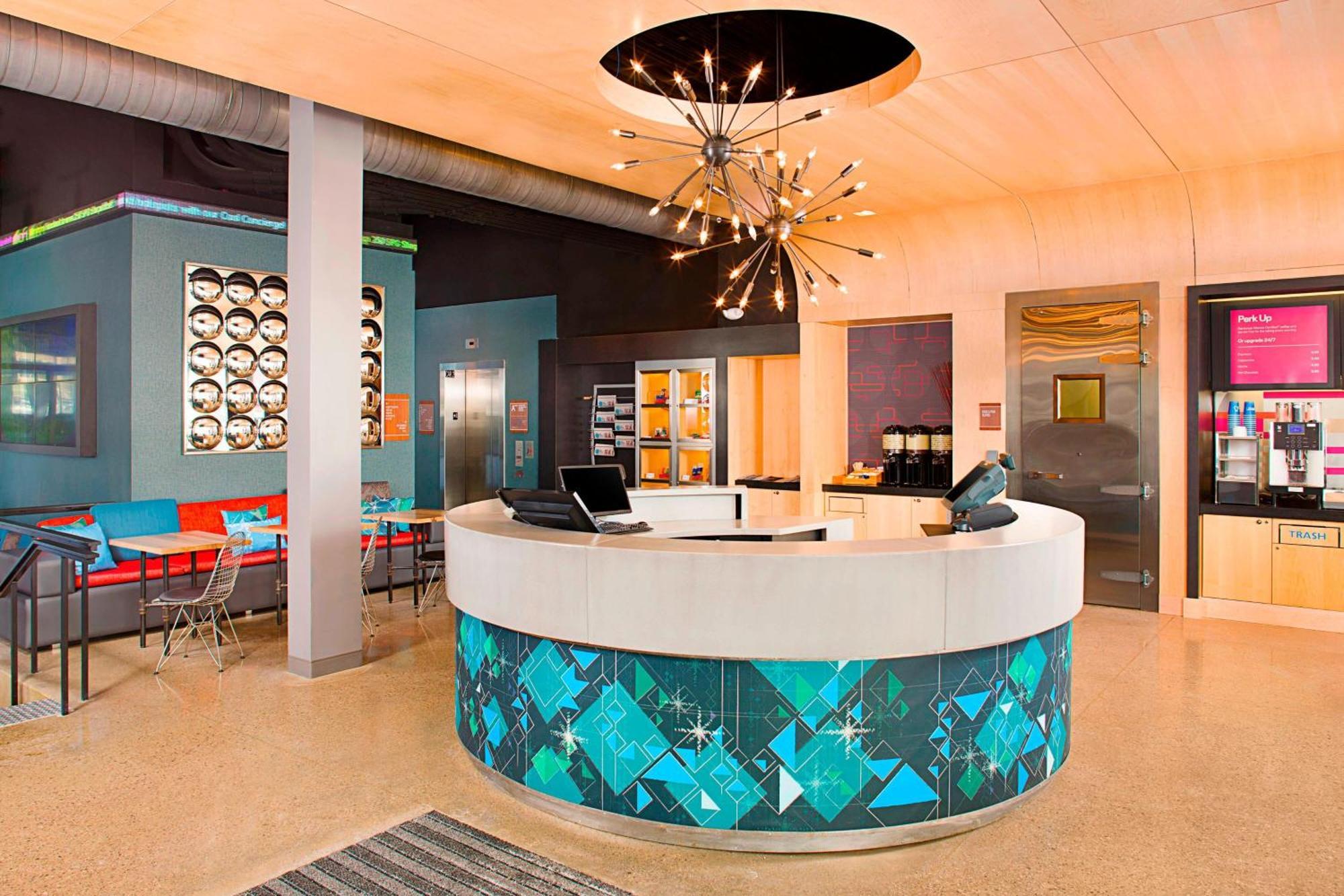 Aloft Beachwood Exteriör bild